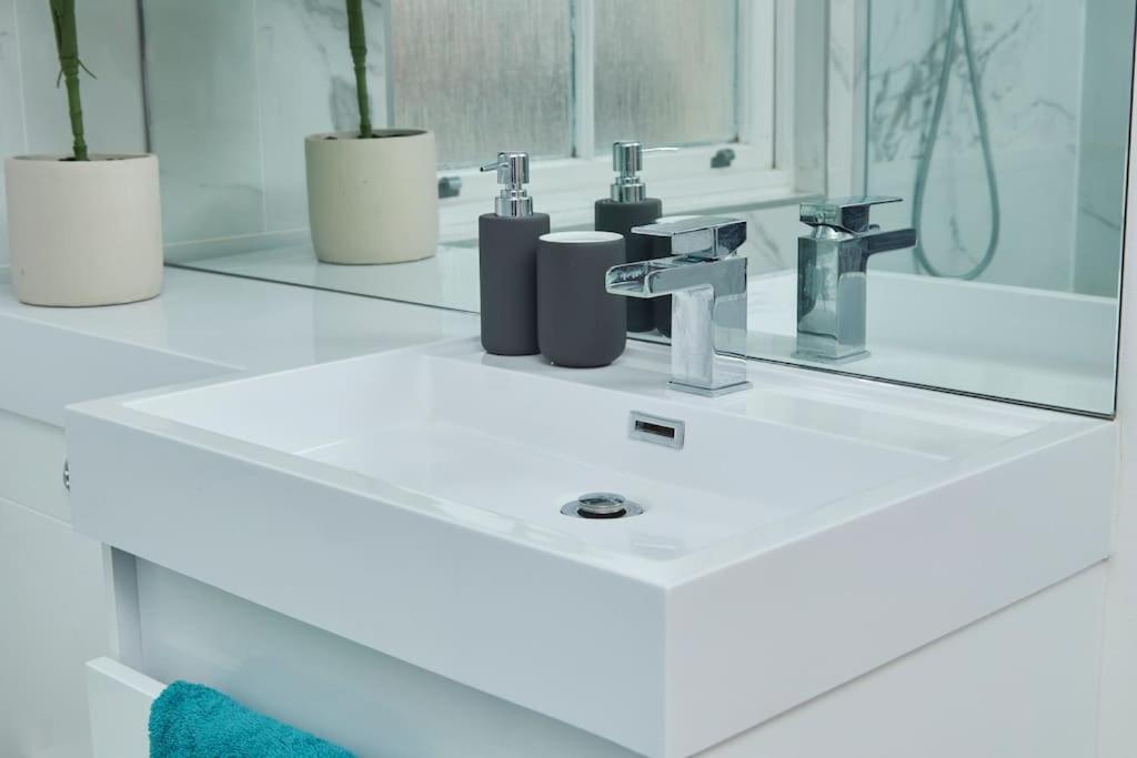 Beautiful Central Apartment 레밍톤 외부 사진